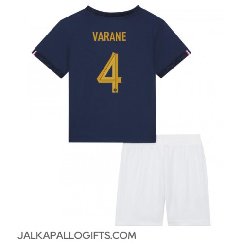 Ranska Raphael Varane #4 Koti Peliasu Lasten MM-kisat 2022 Lyhythihainen (+ Lyhyet housut)